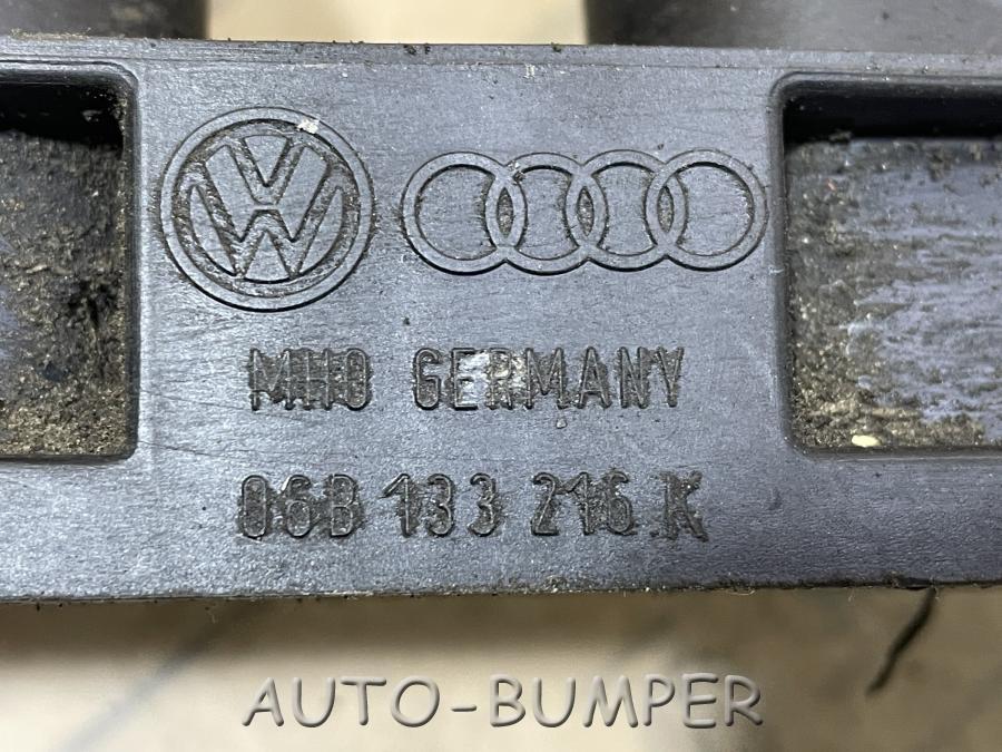Audi A4 2001- Коллектор впускной 06B133216K, 06B133210AJ